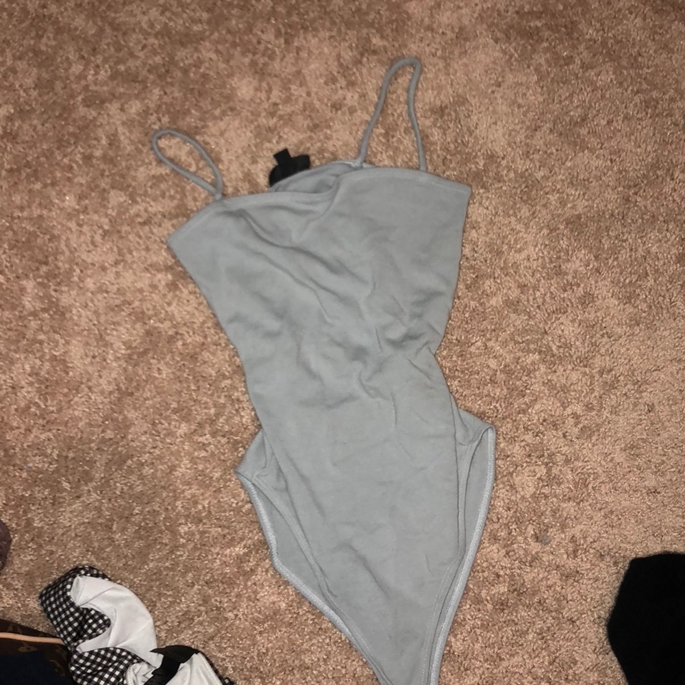 Bodysuit ! it’s an 8 but fits like a 4